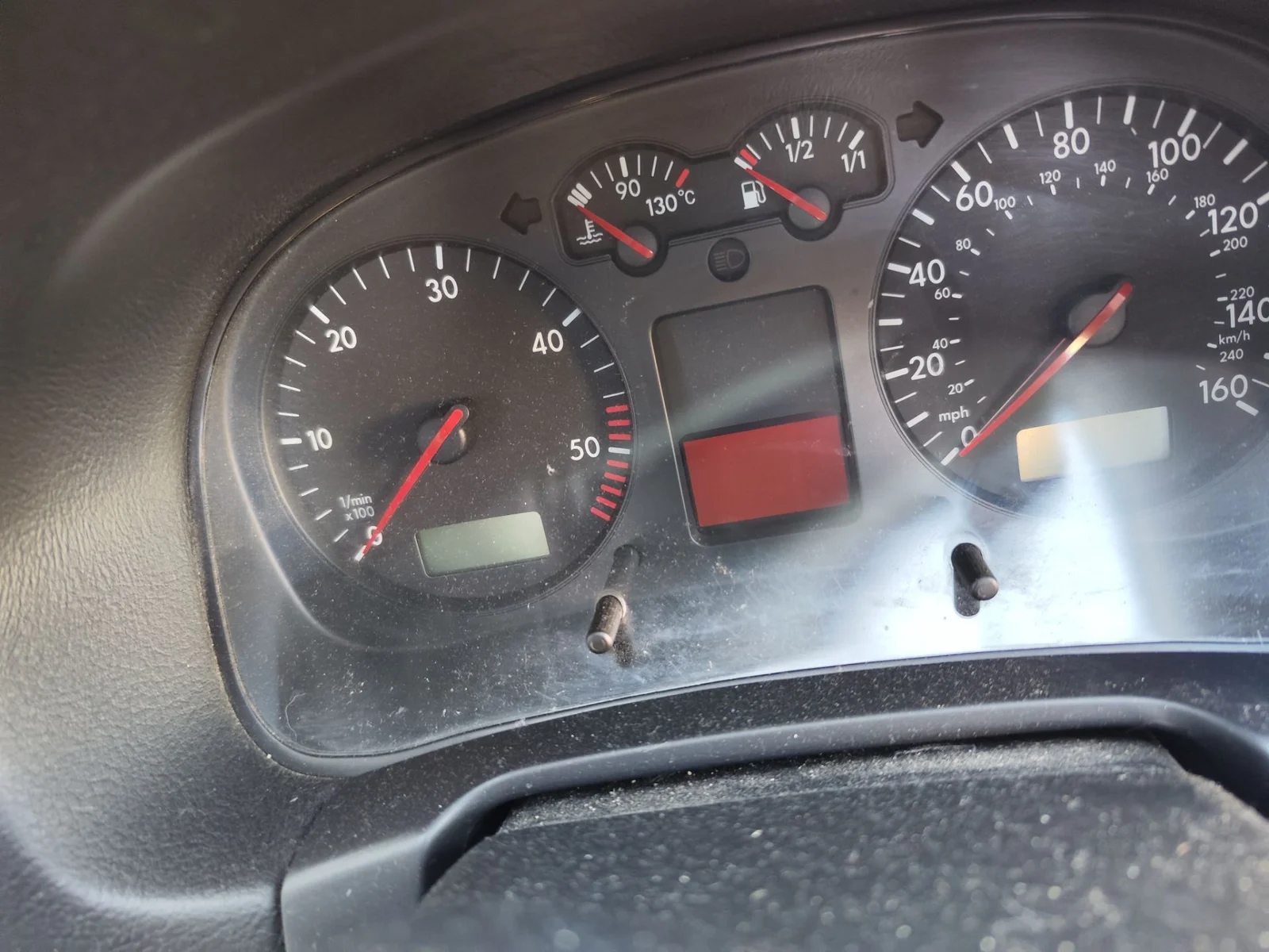 Foto de CUADRO INSTRUMENTOS VOLKSWAGEN GOLF IV BERLINA (1J1)(10.1997) 1.9 TDI (131 CV / 96 KW)