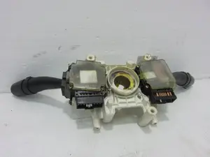 Foto de MANDO MULTIFUNCION HYUNDAI MATRIX (FC) 1.5 CRDi CAT (102 CV / 75 KW) referencia 9340017261