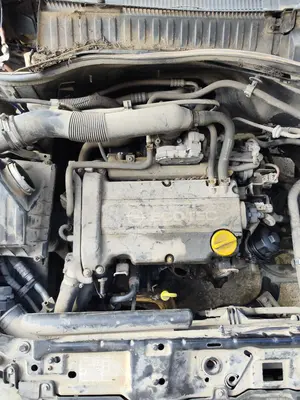 Foto de MOTOR COMPLETO OPEL CORSA C 1.2 16V CAT (Z 12 XEP / LB4) (80 CV / 59 KW) referencia Z12XEP
