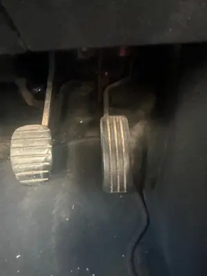 Foto de PEDAL ACELERADOR RENAULT CLIO III 1.5 dCi Diesel (68 CV / 50 KW)