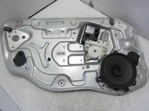 Foto de ELEVALUNAS DELANTERO IZQUIERDO VOLVO S40 BERLINA 2.5 20V Turbo CAT (220 CV / 162 KW) referencia 8679080