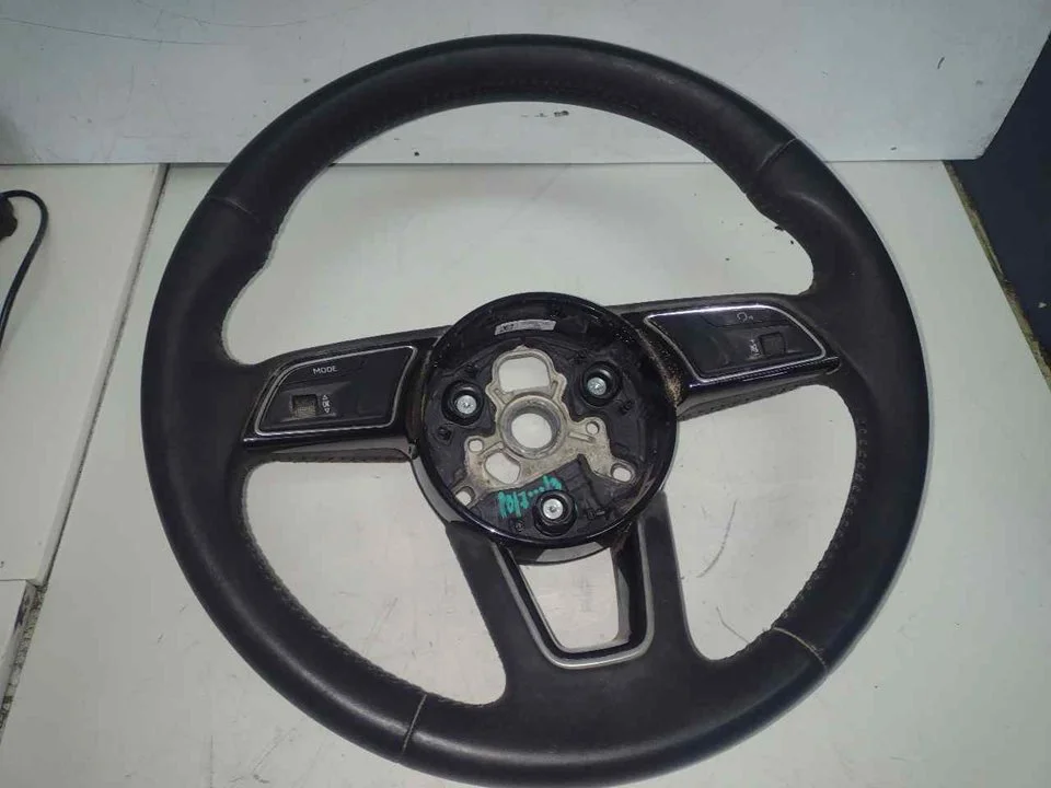 Foto de VOLANTE AUDI A4 BERLINA (8W2) 2.0 16V TDI (190 CV / 140 KW) referencia 62721000B