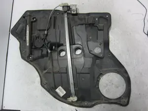 Foto de ELEVALUNAS TRASERO DERECHO MAZDA 2 BERLINA (DY) 1.4 CAT (80 CV / 59 KW) referencia 3M71A045H22A foto 4