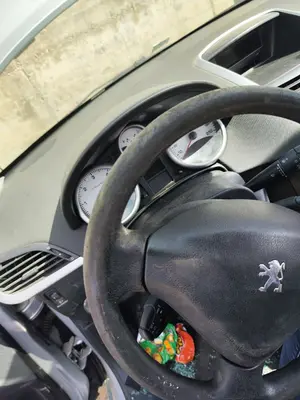 Foto de VOLANTE PEUGEOT 207 1.6 16V HDi (90 CV / 66 KW) referencia 4109LL foto 3