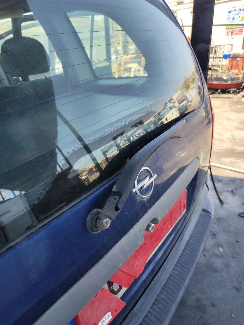 Foto de BRAZO LIMPIA TRASERO OPEL ZAFIRA A 1.6 16V (101 CV / 74 KW) referencia 90582599