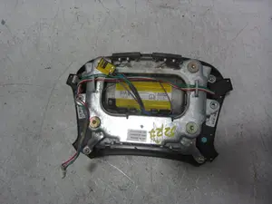 Foto de AIRBAG DELANTERO IZQUIERDO BMW SERIE 5 BERLINA (E39) 3.0 24V Turbodiesel CAT (184 CV / 135 KW) referencia 33109599804 foto 2