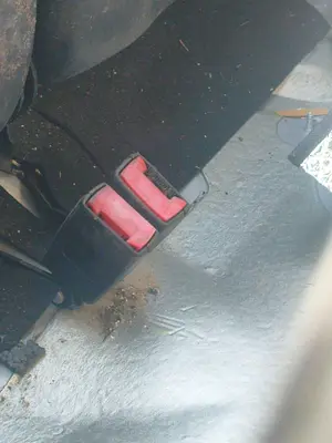 Foto de ENGANCHE CINTURON TRASERO IZQUIERDO AUDI TT COUPE/ROADSTER (8N3/8N9) 1.8 20V Turbo (180 CV / 132 KW)