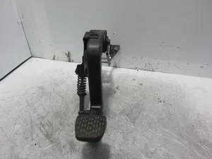Foto de PEDAL EMBRAGUE MERCEDES-BENZ VIANO (639) 2.1 CDI CAT (150 CV / 110 KW) referencia A6392900516