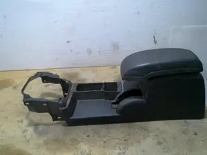 Foto de CONSOLA CENTRAL FORD MONDEO BERLINA (GE) 2.0 16V DI TD CAT (116 CV / 85 KW) referencia 1S7XF060A76AA
