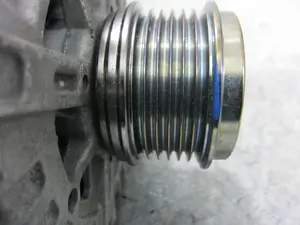 Foto de ALTERNADOR PORSCHE MACAN (95BA) referencia 06L903024F foto 7