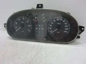 Foto de CUADRO INSTRUMENTOS RENAULT MEGANE I FASE 2 BERLINA (BA0) 1.9 dTi Diesel (80 CV / 59 KW) referencia 216501761