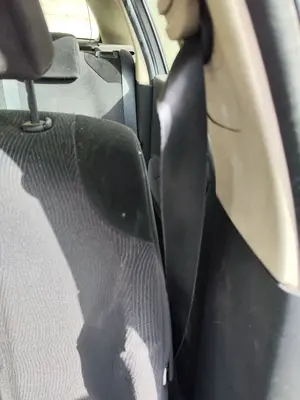 Foto de CINTURON SEGURIDAD DELANTERO IZQUIERDO CITROEN C4 BERLINA 1.6 16V HDi (90 CV / 66 KW)