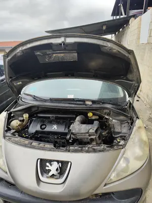 Foto de CAPO PEUGEOT 207 CC CABRIO-COUPÉ 1.6 16V (120 CV / 88 KW)