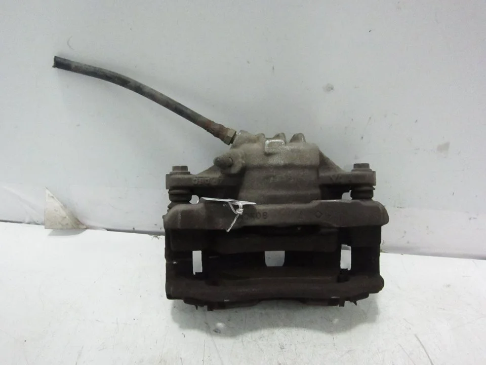 Foto de PINZA DE FRENO DELANTERA IZQUIERDA CITROEN C4 BERLINA 1.6 16V HDi (90 CV / 66 KW) referencia 0204