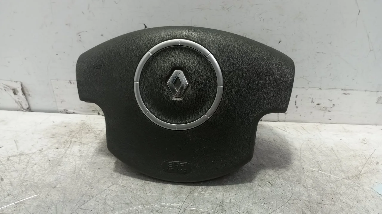 Foto de AIRBAG DELANTERO IZQUIERDO RENAULT MEGANE II CLASSIC BERLINA 1.6 16V (112 CV / 82 KW) referencia 8200414936B
