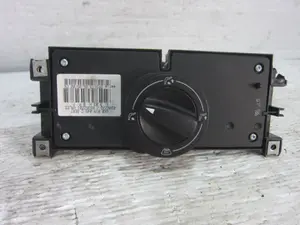 Foto de MANDO CALEFACCION / AIRE ACONDICIONADO SEAT IBIZA (6K1) 1.4  (60 CV / 44 KW) referencia 6K0819045C