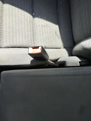 Foto de PRETENSOR AIRBAG DERECHO VOLKSWAGEN TOURAN (1T1) 1.9 TDI (105 CV / 77 KW)