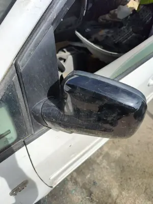 Foto de RETROVISOR IZQUIERDO VOLKSWAGEN CADDY (2K)(02.2004) 1.9 TDI (BSU) (75 CV / 55 KW) foto 2