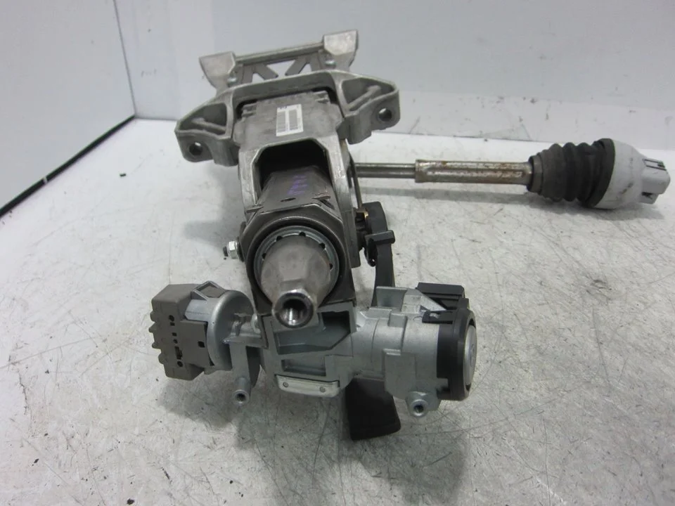 Foto de COLUMNA DIRECCION FORD FOCUS SPORTBREAK (CB8) 1.6 TDCi CAT (95 CV / 70 KW) referencia 665681001F