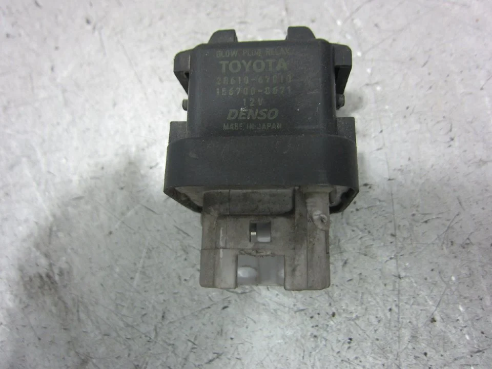 Foto de RELE TOYOTA YARIS (NCP1/NLP1/SCP1) 1.4 Turbodiesel CAT (75 CV / 55 KW) referencia 2861067010