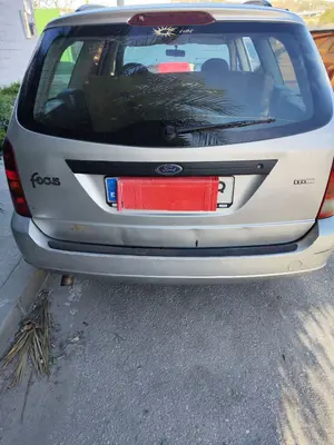 Foto de PORTON TRASERO FORD FOCUS FAMILIAR (CAK) 1.8 TDCi Turbodiesel CAT (116 CV / 85 KW) foto 1