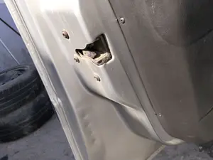 Foto de CERRADURA PUERTA DELANTERA IZQUIERDA FORD FOCUS BERLINA (CAK) 1.6 16V CAT (101 CV / 74 KW) referencia 4057982
