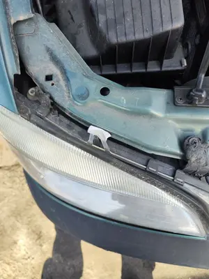 Foto de FARO DERECHO OPEL ZAFIRA A 2.0 DTI (101 CV / 74 KW) referencia 9118792 foto 3