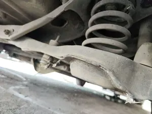 Foto de BARRA ESTABILIZADORA TRASERA FORD FOCUS BERLINA (CAK) 1.6 16V CAT (101 CV / 74 KW)