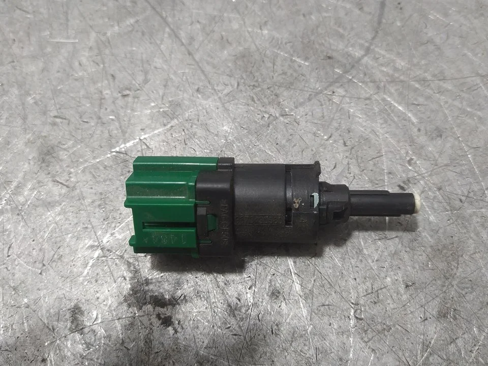 Foto de INTERRUPTOR CITROEN C3 1.6 16V (120 CV / 88 KW) referencia 9670430580