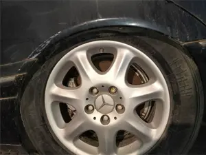Foto de PASO RUEDA TRASERO DERECHO MERCEDES-BENZ CLASE S (BM 220) BERLINA