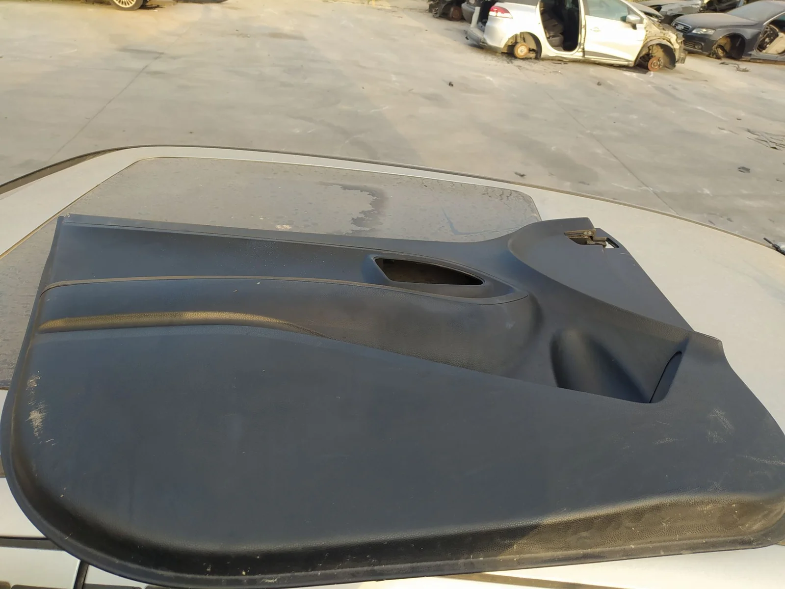 Foto de GUARNECIDO PUERTA DELANTERA IZQUIERDA KIA PICANTO (TA) 1.0 CAT (65 CV / 48 KW) referencia 823071Y010FA5