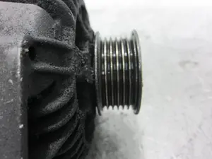 Foto de ALTERNADOR RENAULT LAGUNA (B56) referencia 7700424595 foto 6