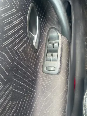 Foto de MANDO ELEVALUNAS DELANTERO IZQUIERDO RENAULT LAGUNA II (BG0) 2.0  (135 CV / 99 KW)
