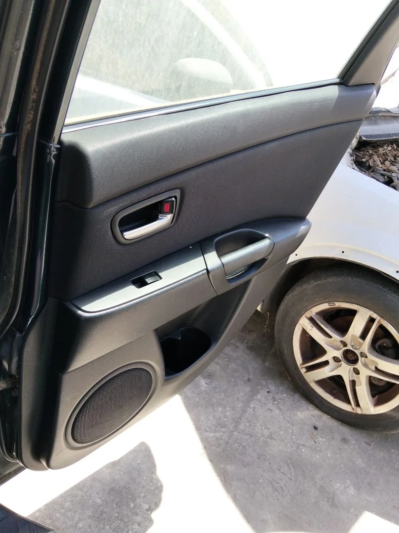 Foto de GUARNECIDO PUERTA TRASERA DERECHA MAZDA 3 BERLINA (BK) 1.6 16V CAT (105 CV / 77 KW) referencia BP4K-68-52YHFKZ