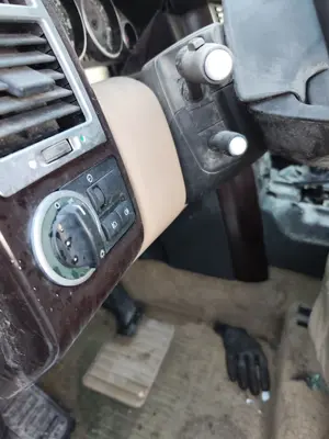 Foto de MANDO LUCES LAND ROVER RANGE ROVER (LM) 4.4 V8 CAT (306 CV / 225 KW)