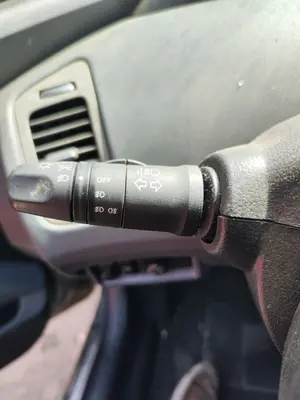 Foto de MANDO INTERMITENTES NISSAN PRIMERA BERLINA (P12) 1.9 16V Turbodiesel CAT (120 CV / 88 KW)