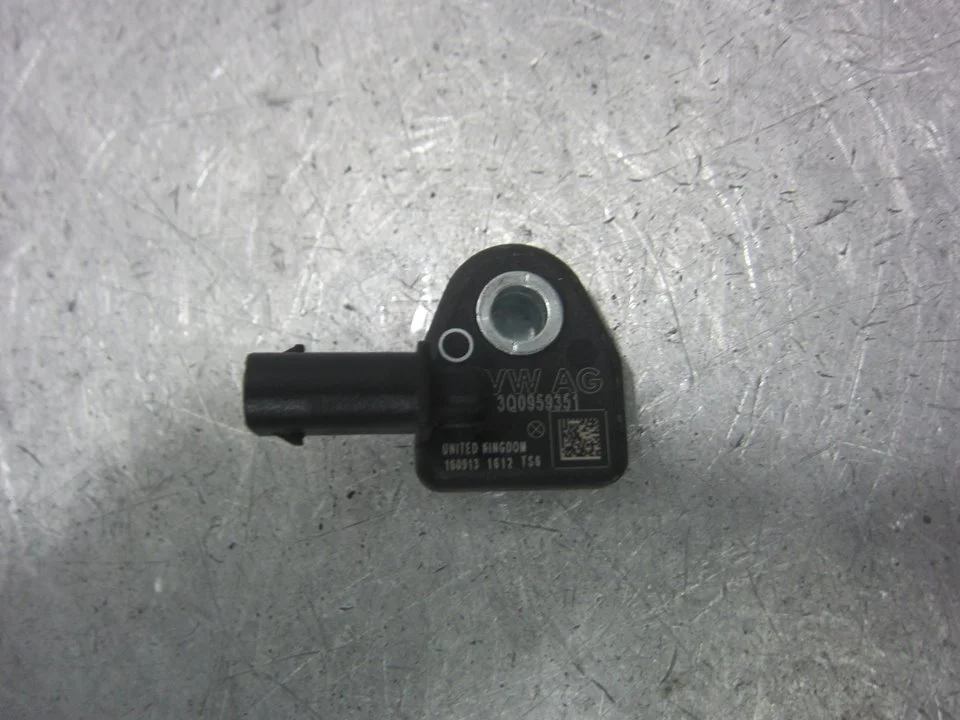 Foto de SENSOR SEAT LEON (5F1) 1.6 TDI (105 CV / 77 KW) referencia 3Q0959351
