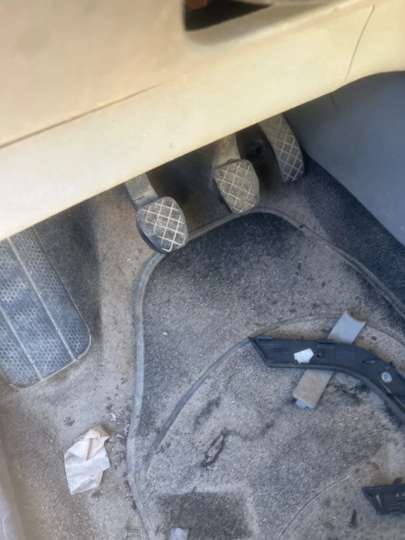 Foto de PEDAL FRENO SKODA FABIA COMBI (5J5) 1.4 TDI (80 CV / 59 KW)
