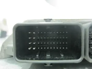 Foto de CENTRALITA MOTOR UCE PEUGEOT 407 2.0 16V HDi FAP CAT (RHR / DW10BTED4) (136 CV / 100 KW) referencia 9656412980 foto 4
