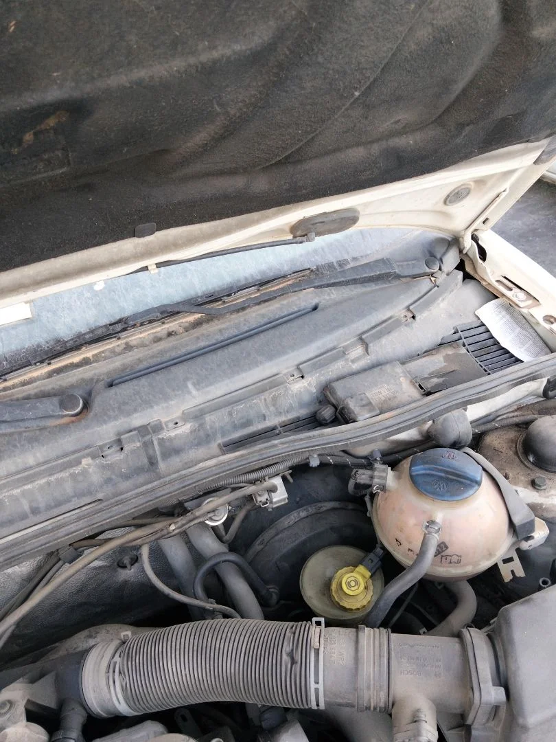 Foto de BRAZO LIMPIA DELANTERO IZQUIERDO SEAT IBIZA (6K1) 1.9 TDI (90 CV / 66 KW) referencia 6K1955407G