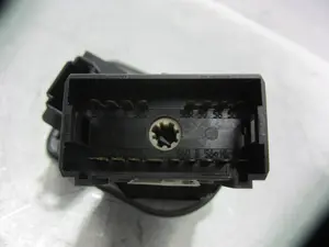Foto de MANDO LUCES SEAT IBIZA BERLINA (6J5) 1.2 TDI (75 CV / 55 KW) referencia 6J1941531H foto 5
