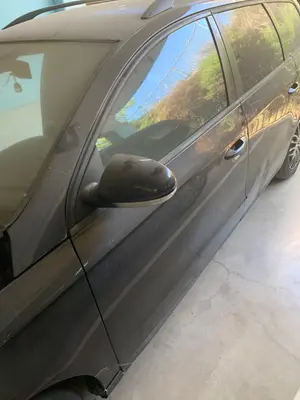 Foto de PUERTA DELANTERA IZQUIERDA VOLKSWAGEN PASSAT VARIANT (3C5) 2.0 TDI (140 CV / 103 KW) referencia 3C4831055J foto 2