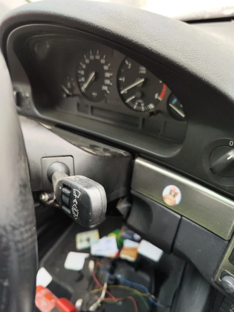 Foto de CUADRO INSTRUMENTOS BMW SERIE 5 BERLINA (E39) 3.0 24V Turbodiesel CAT (193 CV / 142 KW)