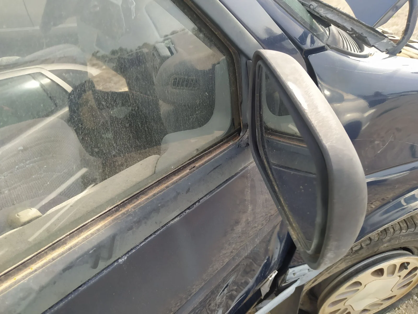 Foto de RETROVISOR DERECHO CHRYSLER VOYAGER GS 2.5 Turbodiesel (116 CV / 85 KW)