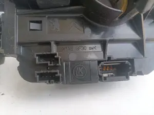 Foto de MANDO MULTIFUNCION CITROEN C3 referencia 96667323XT foto 4