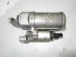 Foto de MOTOR ARRANQUE AUDI Q5 (8R) referencia 04L911021 foto 4