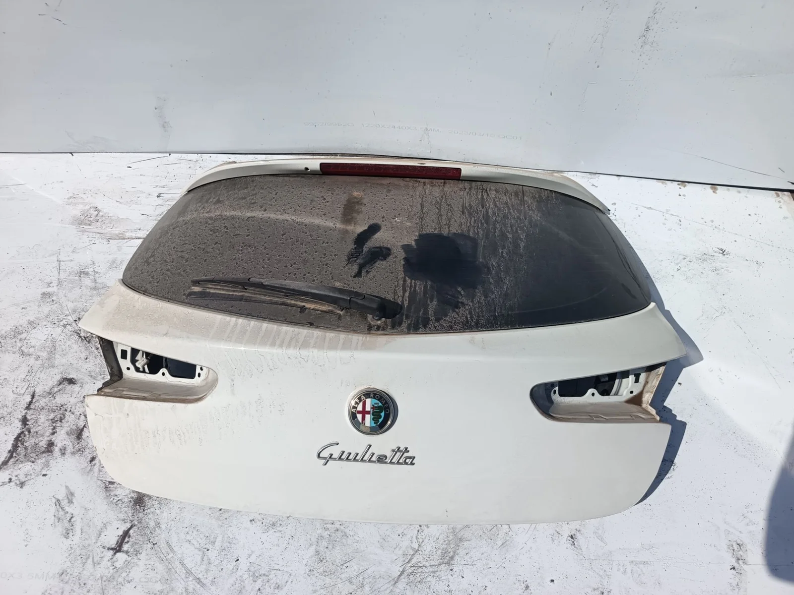 Foto de BRAZO LIMPIA TRASERO ALFA ROMEO GIULIETTA (191) 1.6 JTDM CAT (105 CV / 77 KW)