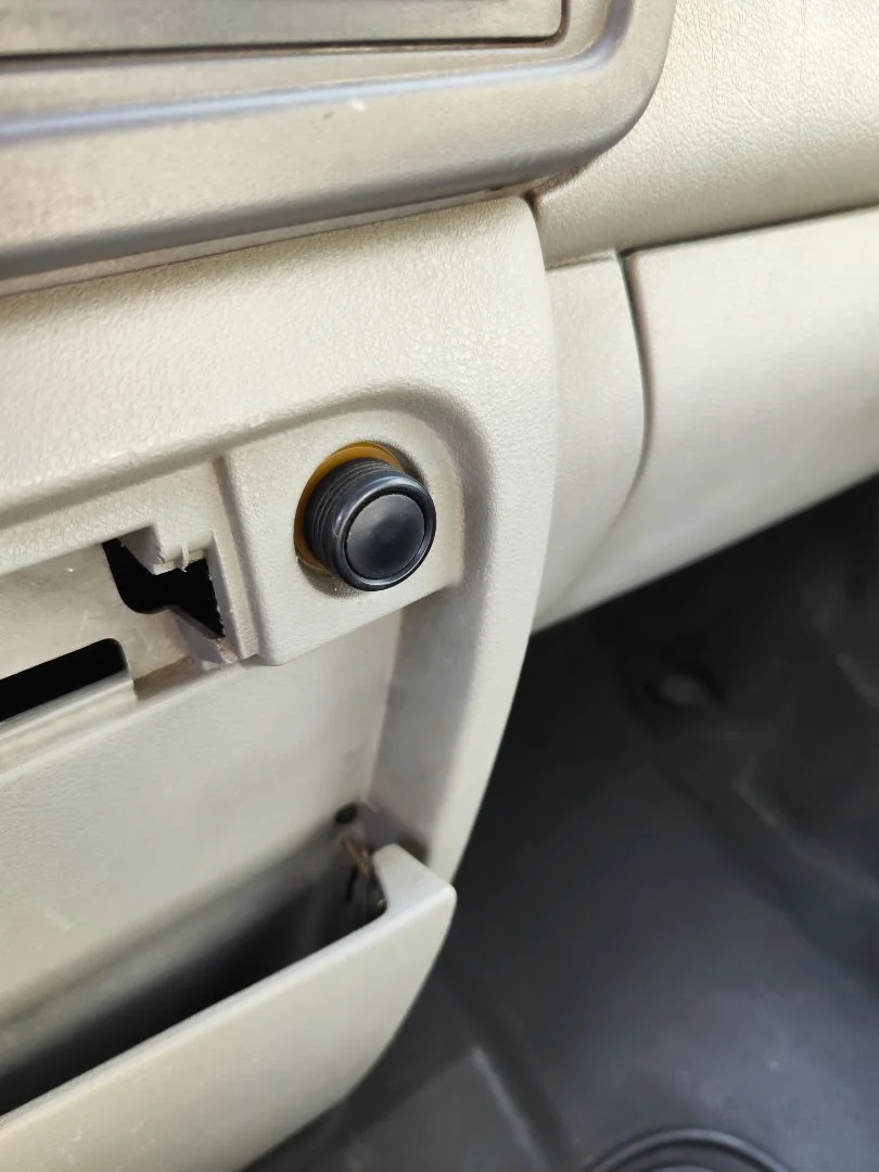 Foto de CENICERO NISSAN INTERSTAR (X70) 2.5 dCi Diesel CAT (114 CV / 84 KW)