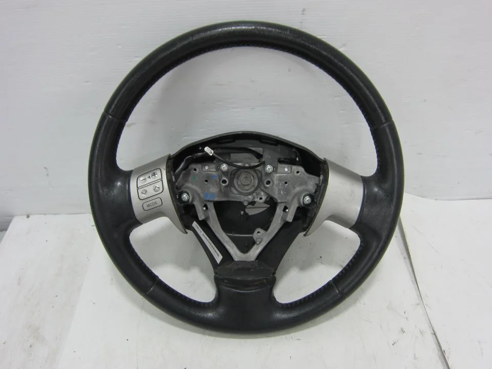 Foto de VOLANTE TOYOTA AURIS (E15) 1.4 Turbodiesel CAT (90 CV / 66 KW) referencia 6066111