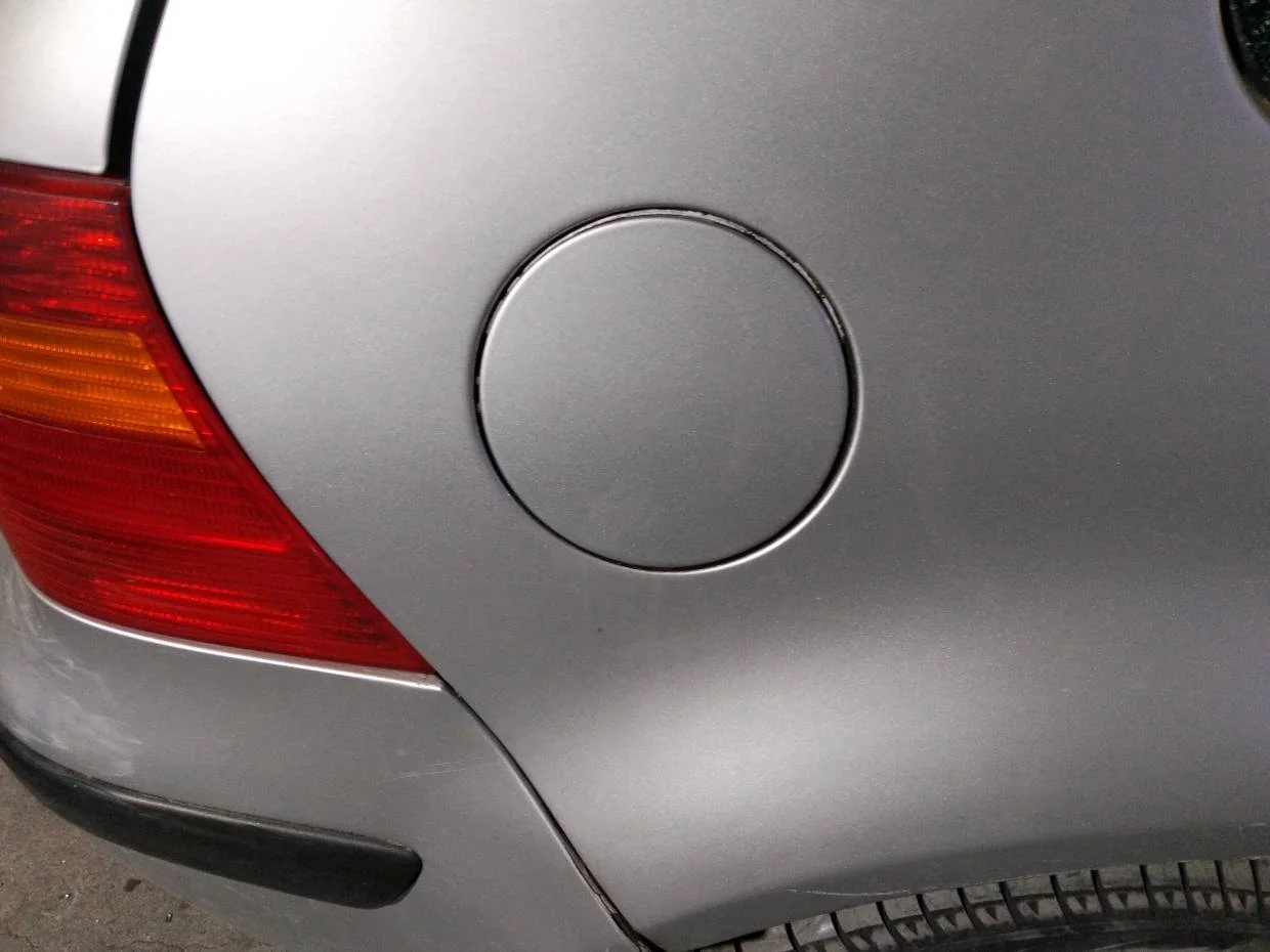 Foto de TAPA EXTERIOR COMBUSTIBLE VOLKSWAGEN GOLF IV BERLINA (1J1)(10.1997)